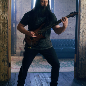 Picture of John Petrucci