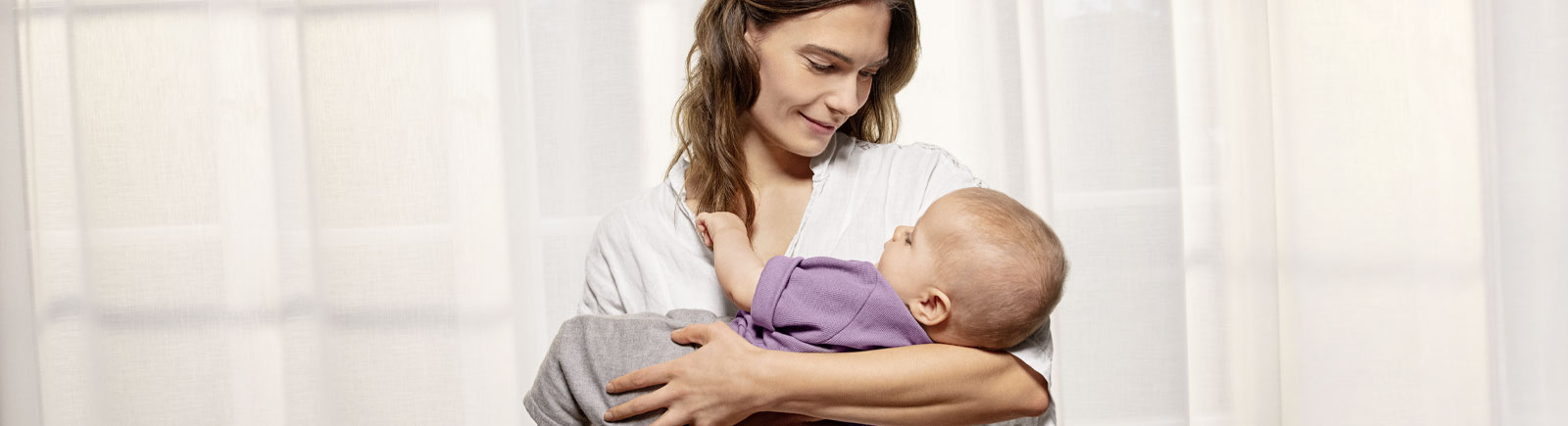 breastfeeding-desktop_1600x435.jpg