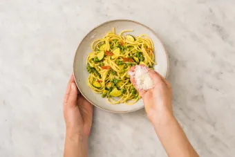 zucchini and lemon linguine