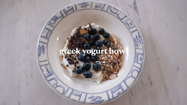 greek yogurt bowl