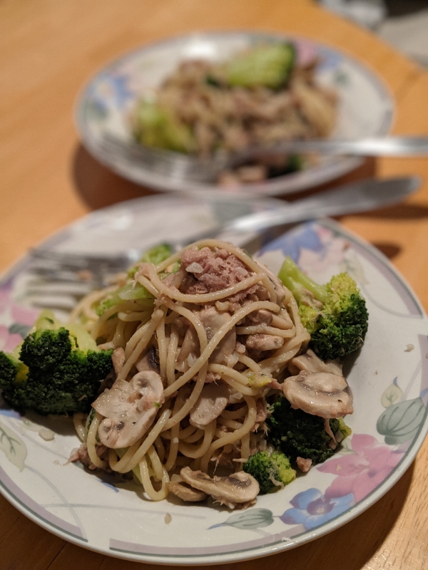 chriscelle's tuna spaghetti