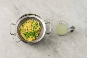 zucchini and lemon linguine