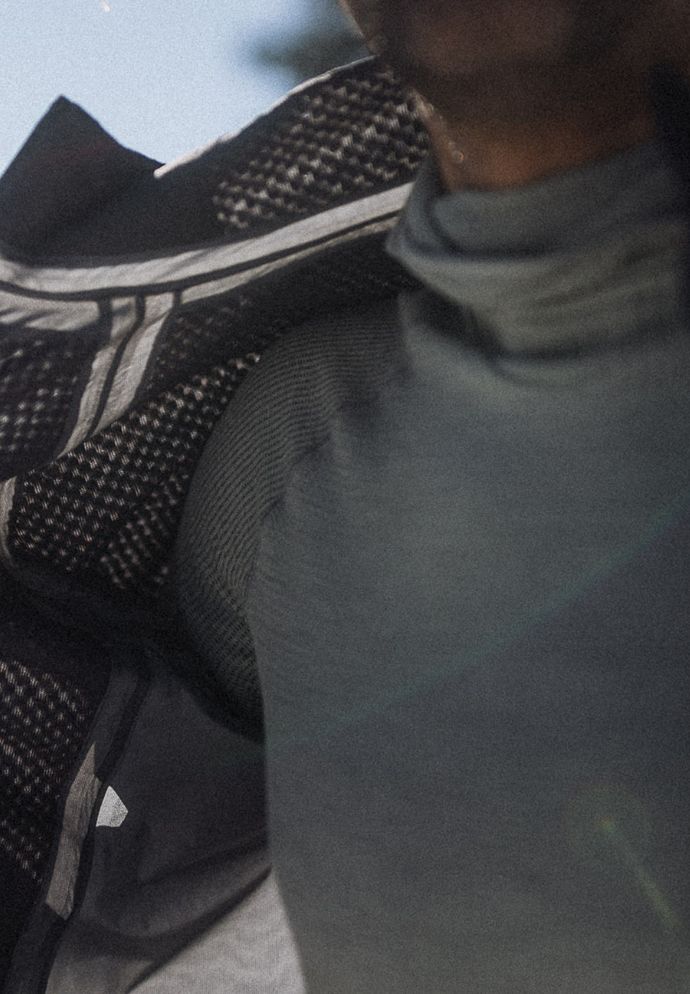 The Dual Dry Waterproof cross-country skiing insulated jacket