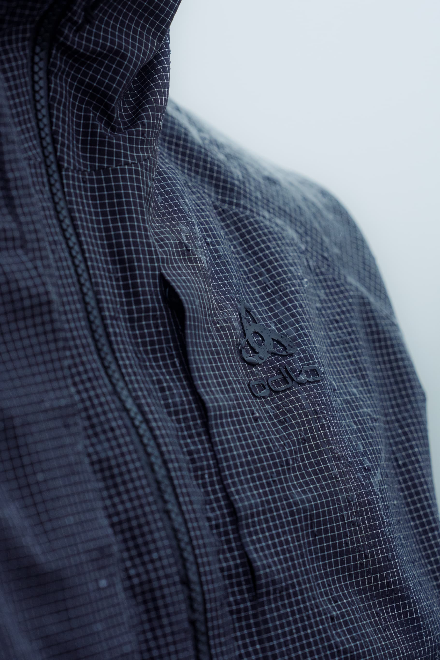 SS26 image The Ascent 3L waterproof hardshell jacket 2.0 men cross-sell