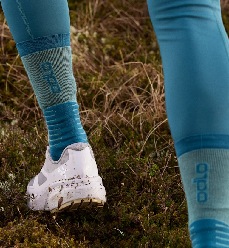 Cross Guide socks tout grid FW26 D