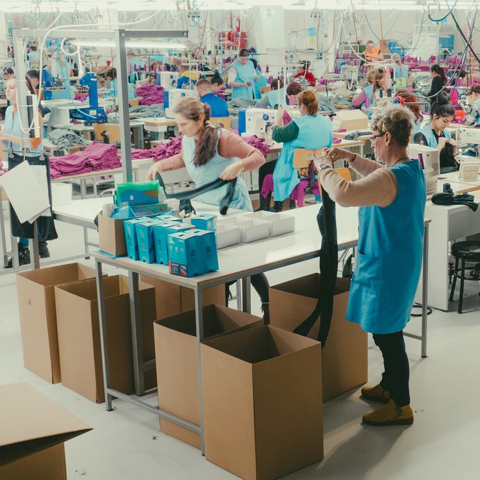 FW25 blog tout grid full small to Romania factory 