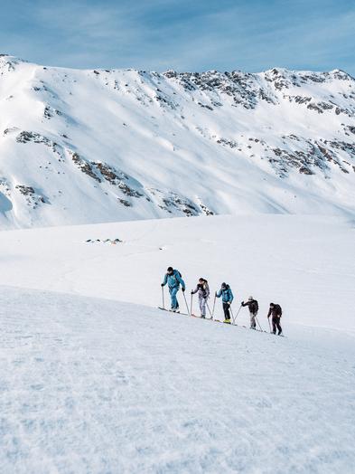 Half witdh tout grid image for our sustainability journey Social report 