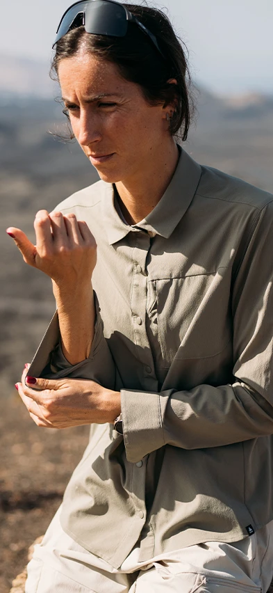 Essentials long sleeve hiking shirt women