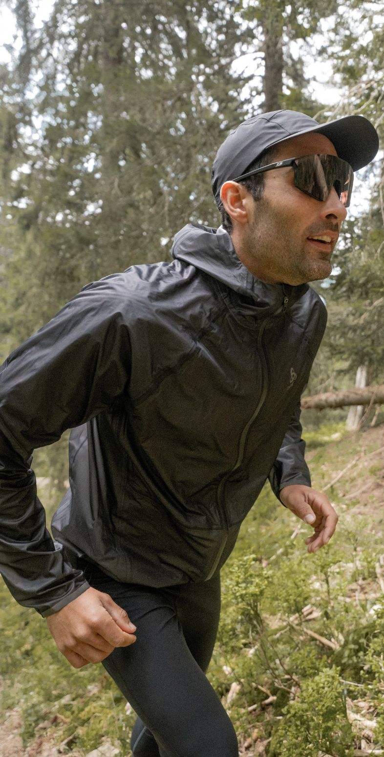 Hero image trail running kit 
