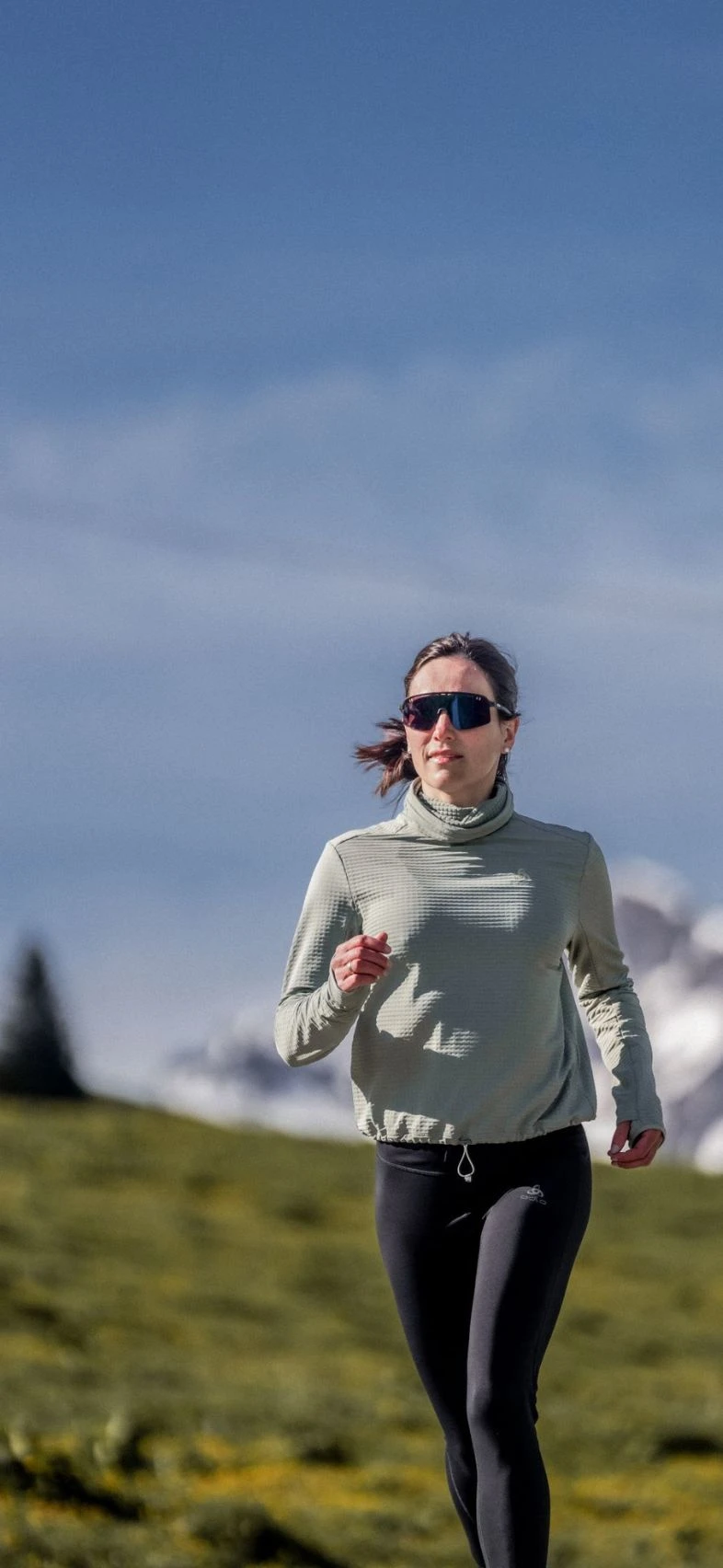 FW25-Essentials Thermal turtleneck running mid layer