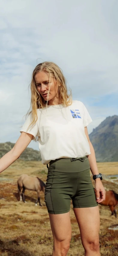 554891 cotton blend flags