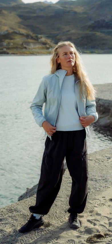 560741 The Essentials cargo pants women