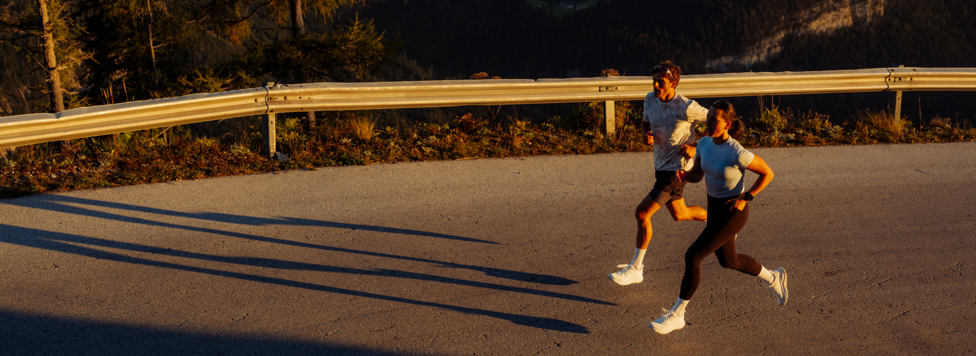 Günstige Sportbekleidung jetzt online kaufen SALE | Odlo®