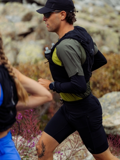 Half width tout Trail running kit Selecting a trail bag 