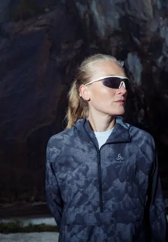 Windproof Zeroweight hyper print jacket