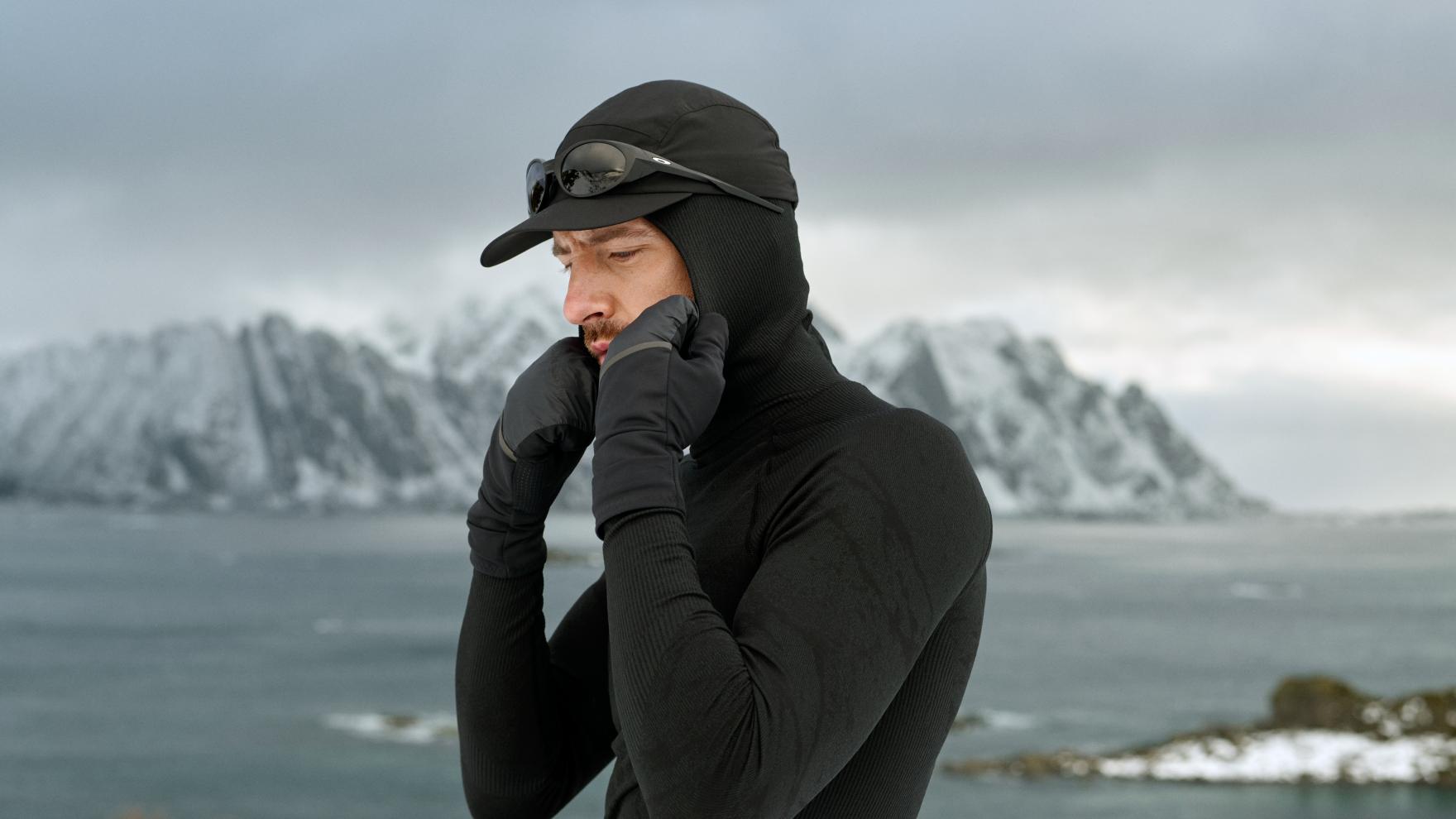 FW26 Winter running guide shoppable landscape base layer black comb men D