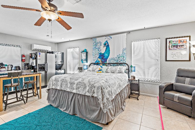 https://www.furnishedfinder.com/images/blog/MTR-Saturation-Tips-Avoiding-Scams-Bed-Bugs-Shared-Yards-Insurance-Tips-w-Theresa-Barton/2.jpg