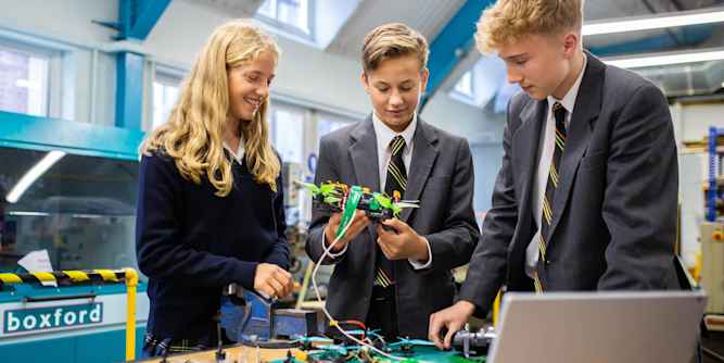 wellington-college -technischer-unterricht-b wellington-college -technischer-unterricht-b