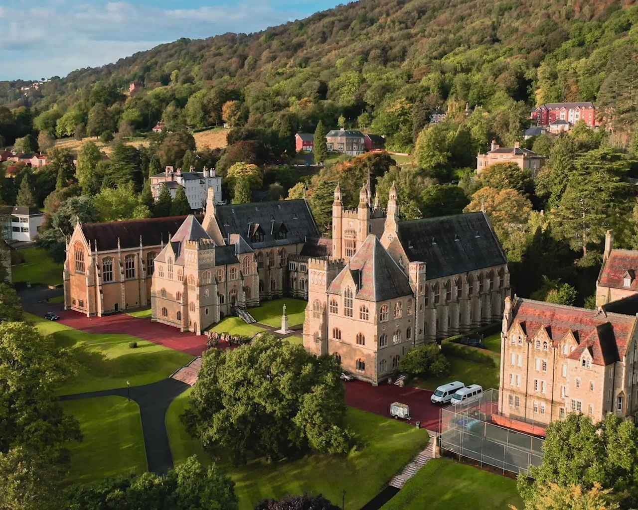 The IB & UK IB Boarding Schools All insights, incl. ranking