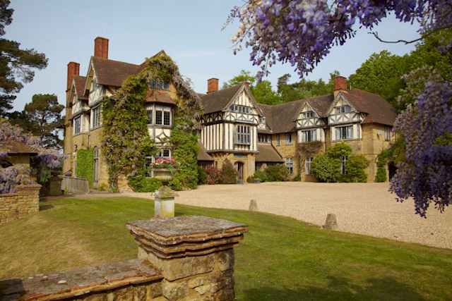 hurtwood-house-school-campus hurtwood-house-school-campus