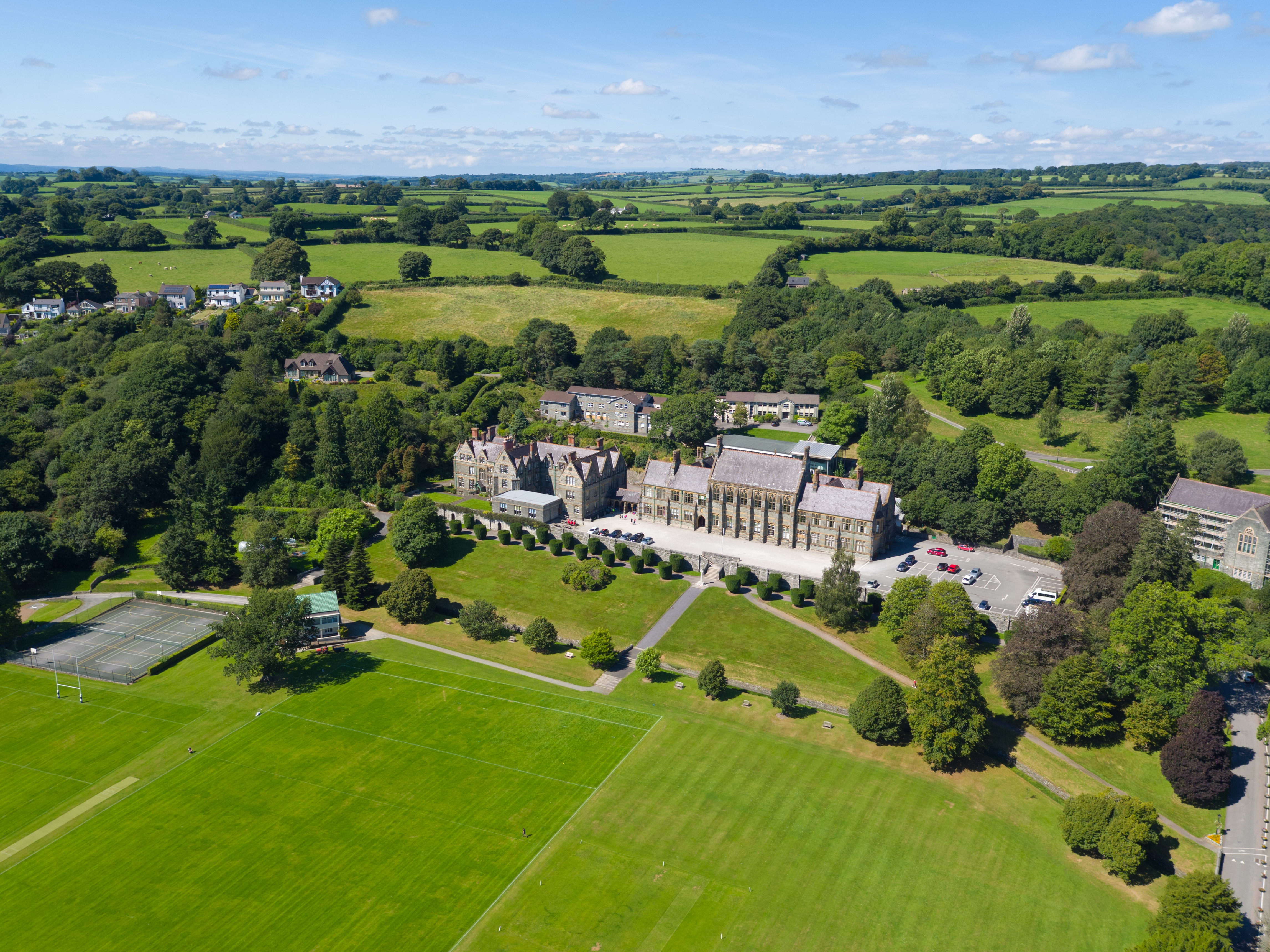 Mount Kelly College - Blick auf den Campus von oben