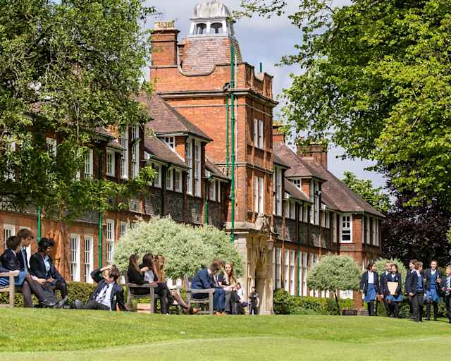 dauntseys-school-campus-b dauntseys-school-campus-b