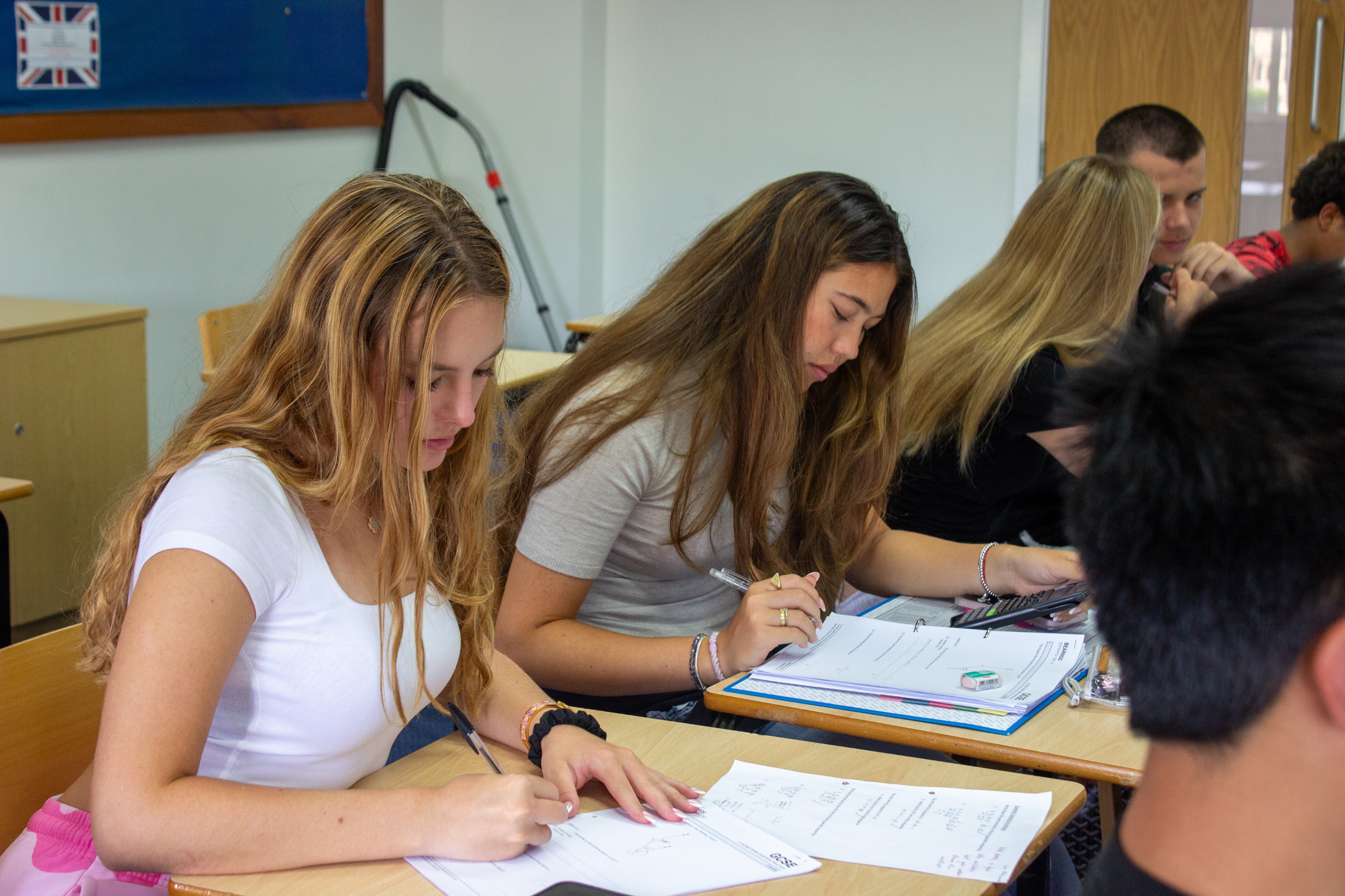 Sherborne International Summer School - SchülerInnen während des Unterrichts