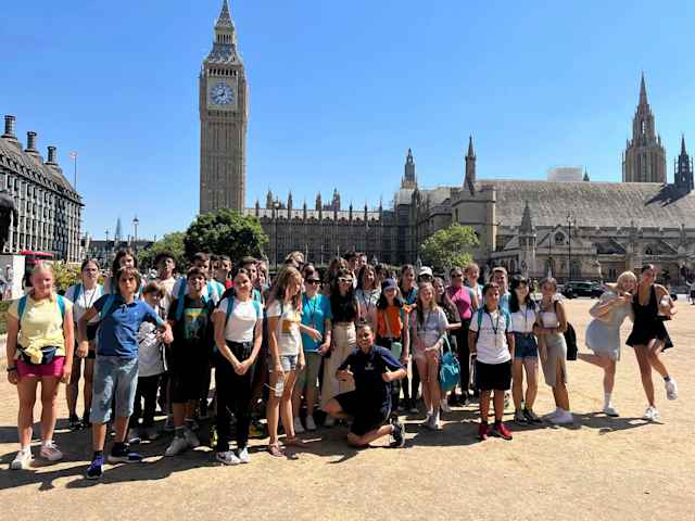Brooke House Summer School - Ausflug - Gruppenfoto in London Brooke House Summer School - Ausflug - Gruppenfoto in London