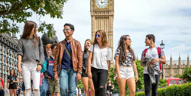 Bedes Summer School - Students on a trip to London in front of Big Ben Bedes Summer School - Students on a trip to London in front of Big Ben