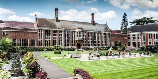 whitgift-summer-school-Schulgebäude whitgift-summer-school-Schulgebäude