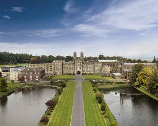 Stonyhurst College - Schulgebäude Stonyhurst College - Schulgebäude