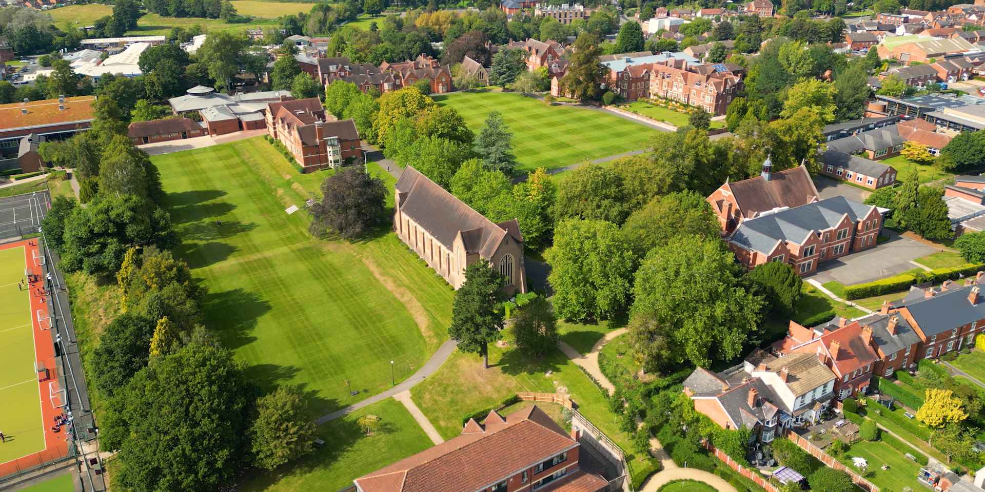 Bromsgrove School - Campus des IB internats aus der Vogelperspektive   Bromsgrove School - Campus des IB internats aus der Vogelperspektive