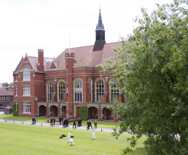 Bedford School for Boys - achive very good academic results for A-level and IB