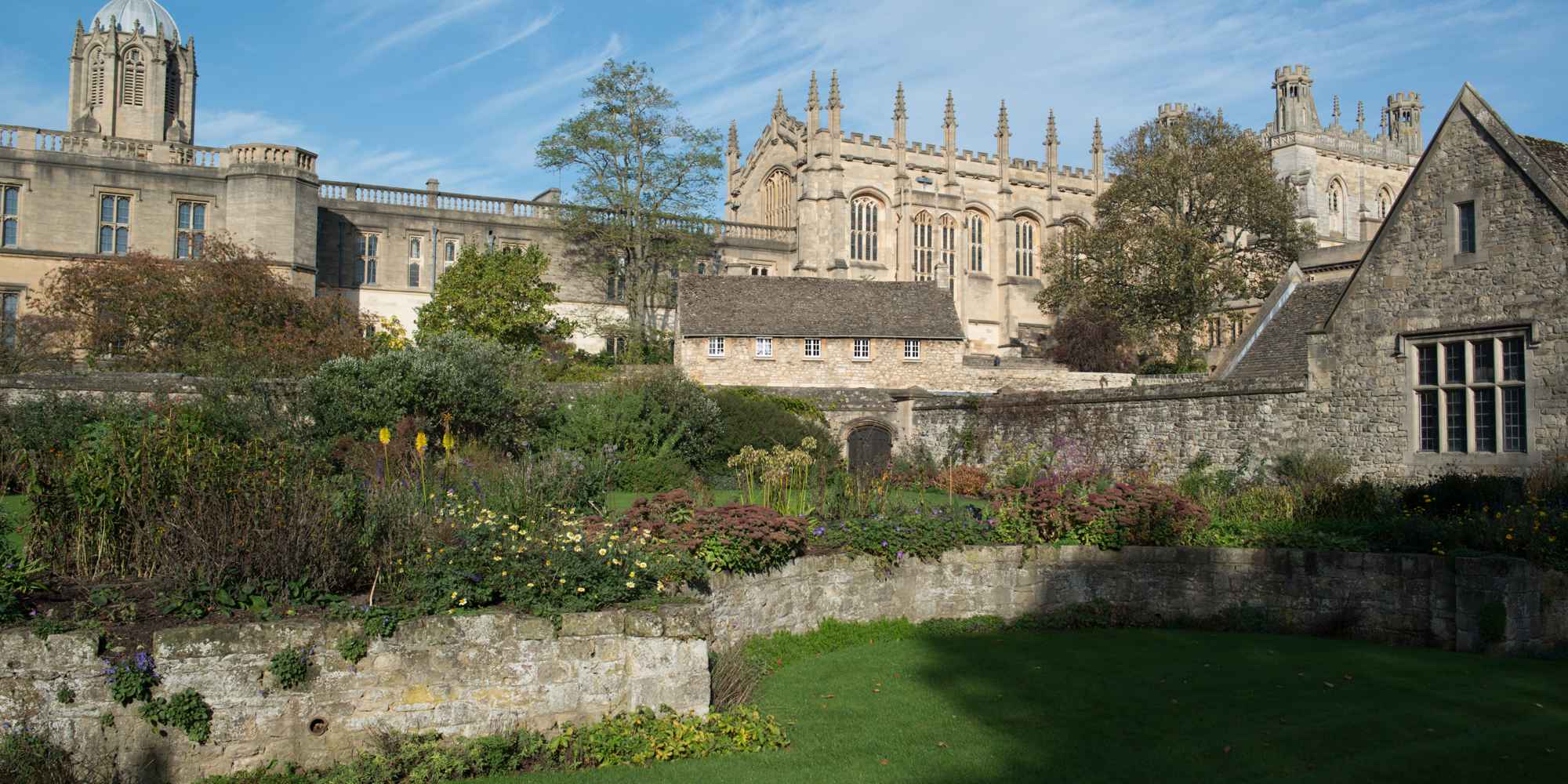 SEAS Muth Oxford Summer School - Englisch-Abiturvorbereitung SEAS Muth Oxford Summer School - Englisch-Abiturvorbereitung