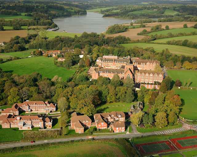 Ardingly College - School campus, building and the surrounding scenery Ardingly College school camous is surrounded by beautiful nature and scenery including a lake.