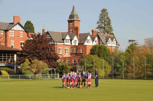 Dean Close College - besonders gut in Hockey Dean Close College - besonders gut in Hockey