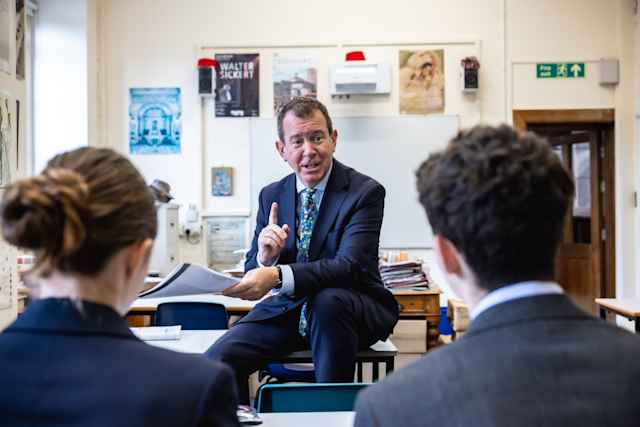 Lancing College - Teacher in lesson Lancing College - Teacher in lesson