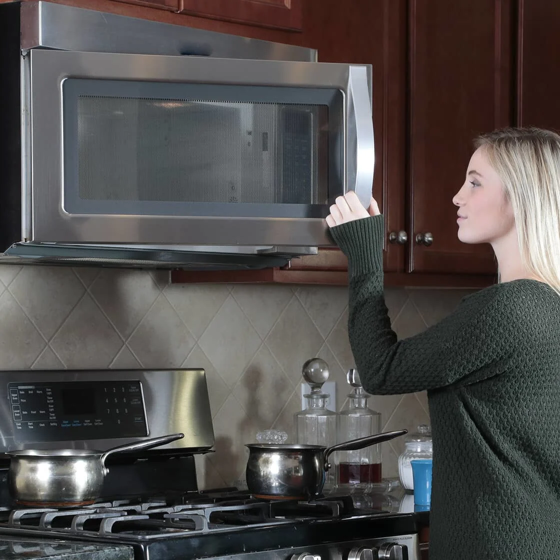 Here’s How to Choose the Right Range Hood for Your Kitchen Home Hardware