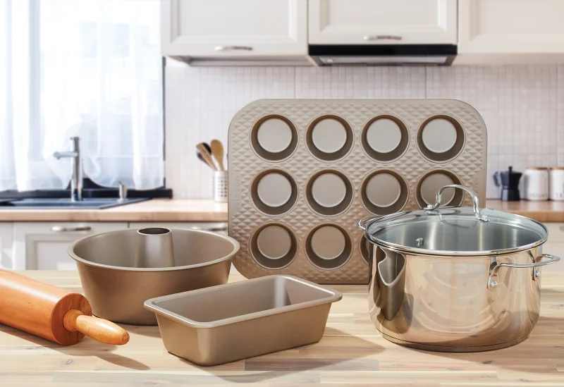 SAVE 60%
Mosaic Cookware & Bakeware