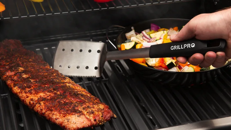 outils pour barbecue image d'accroche