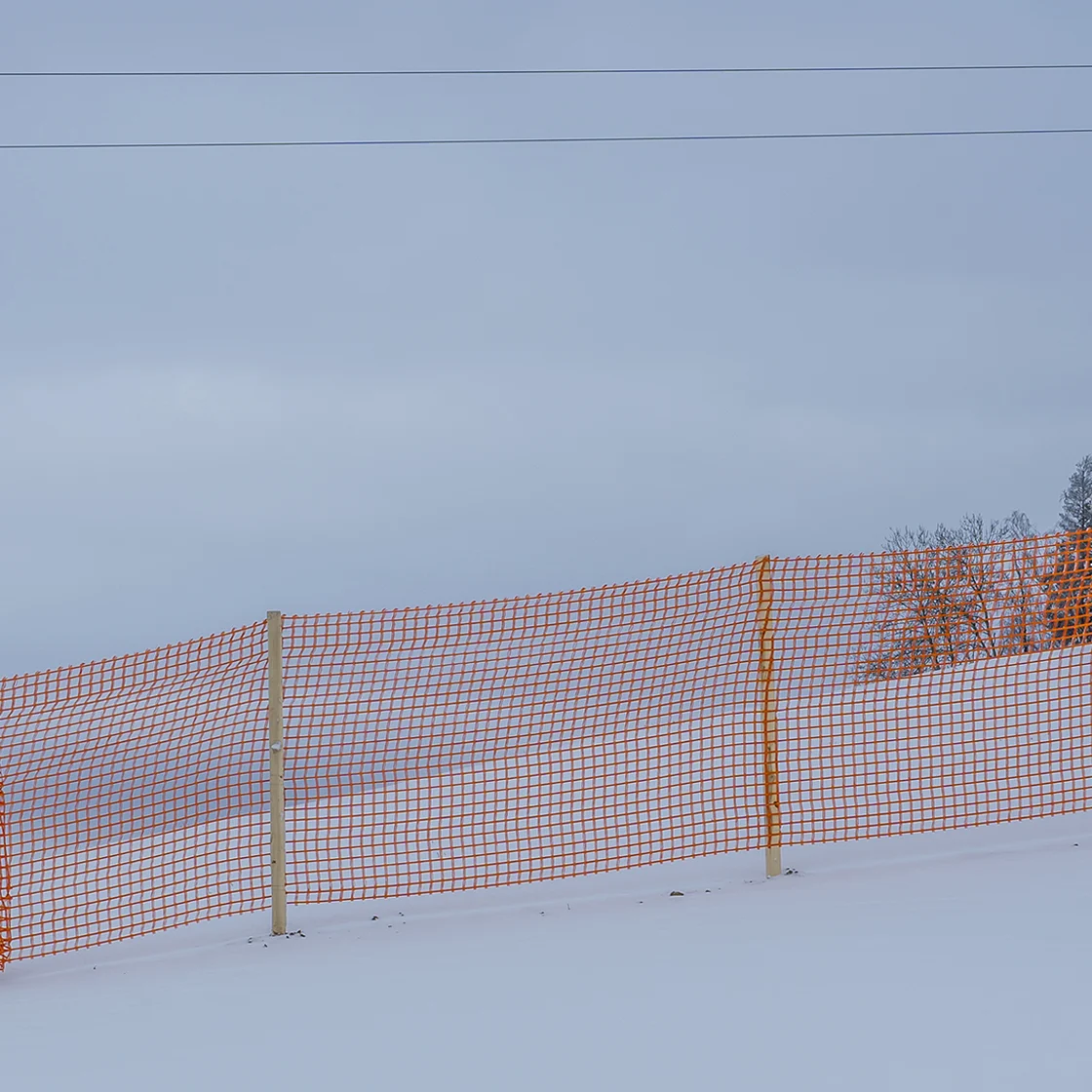 Une clôture à neige.
