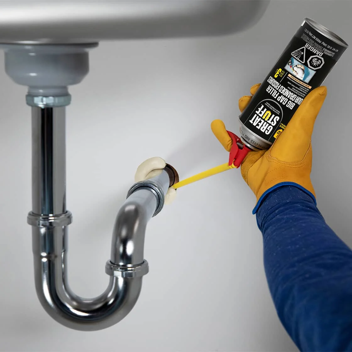 Here’s How to Choose & Use Caulking vs. Sealant | Home Hardware