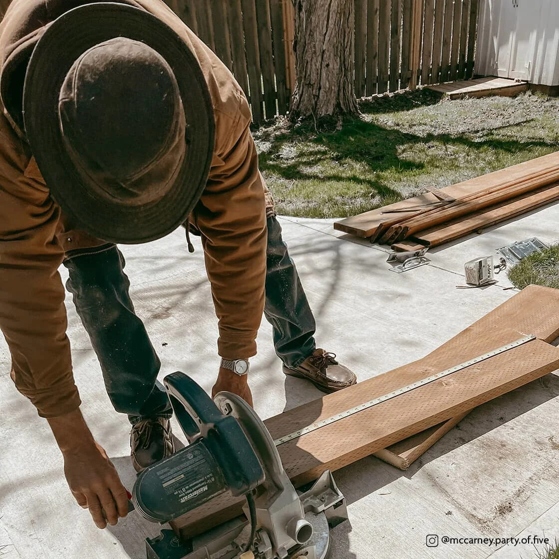 cutting the wood