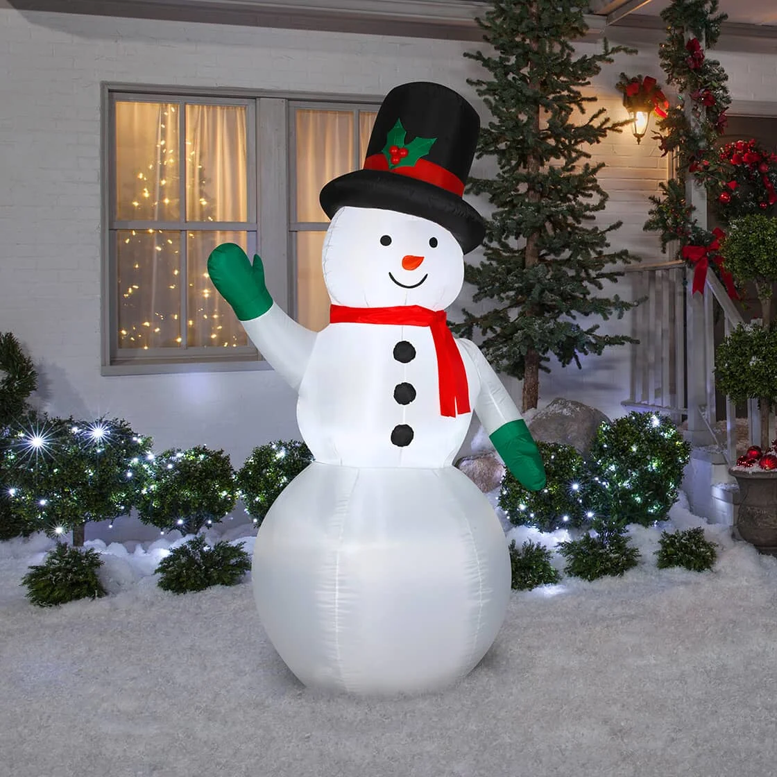 Here’s How to Prepare Your Outdoors & Home for Christmas Décor | Home ...