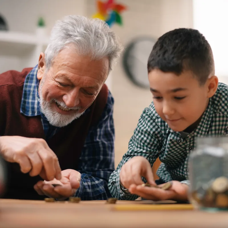 Un grand-père et son petit-fils