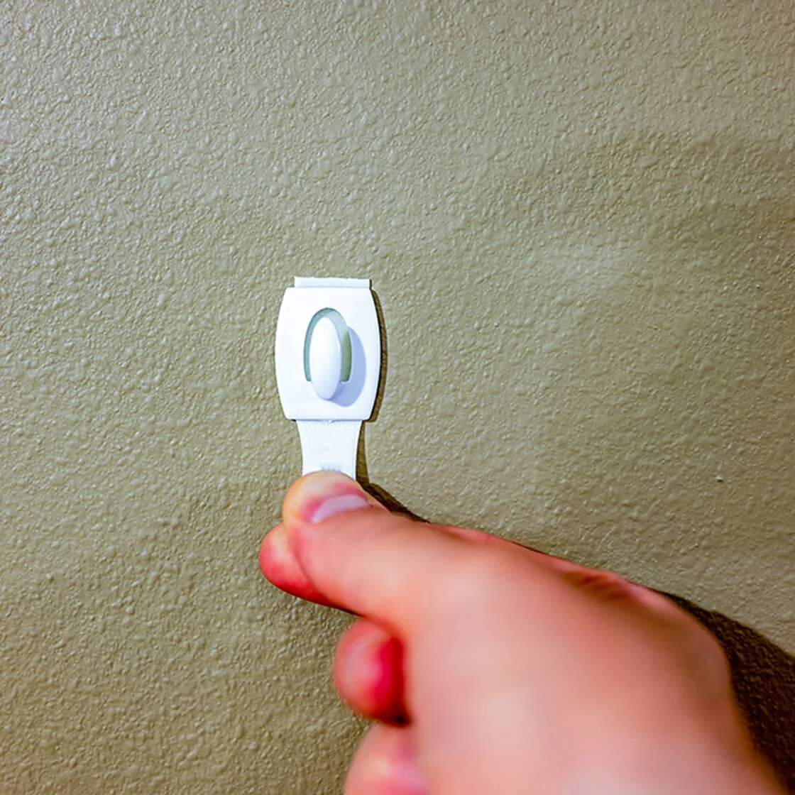 Here’s How to Fix Paint Blemishes on Your Walls Home Hardware