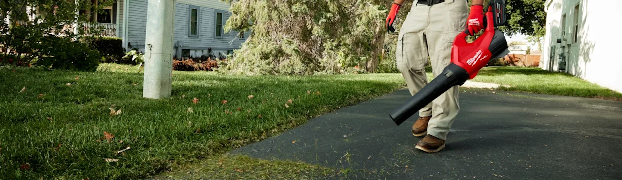 Leaf Blowers (Outdoor Power Equipment) Theme Page Banner Image 2025