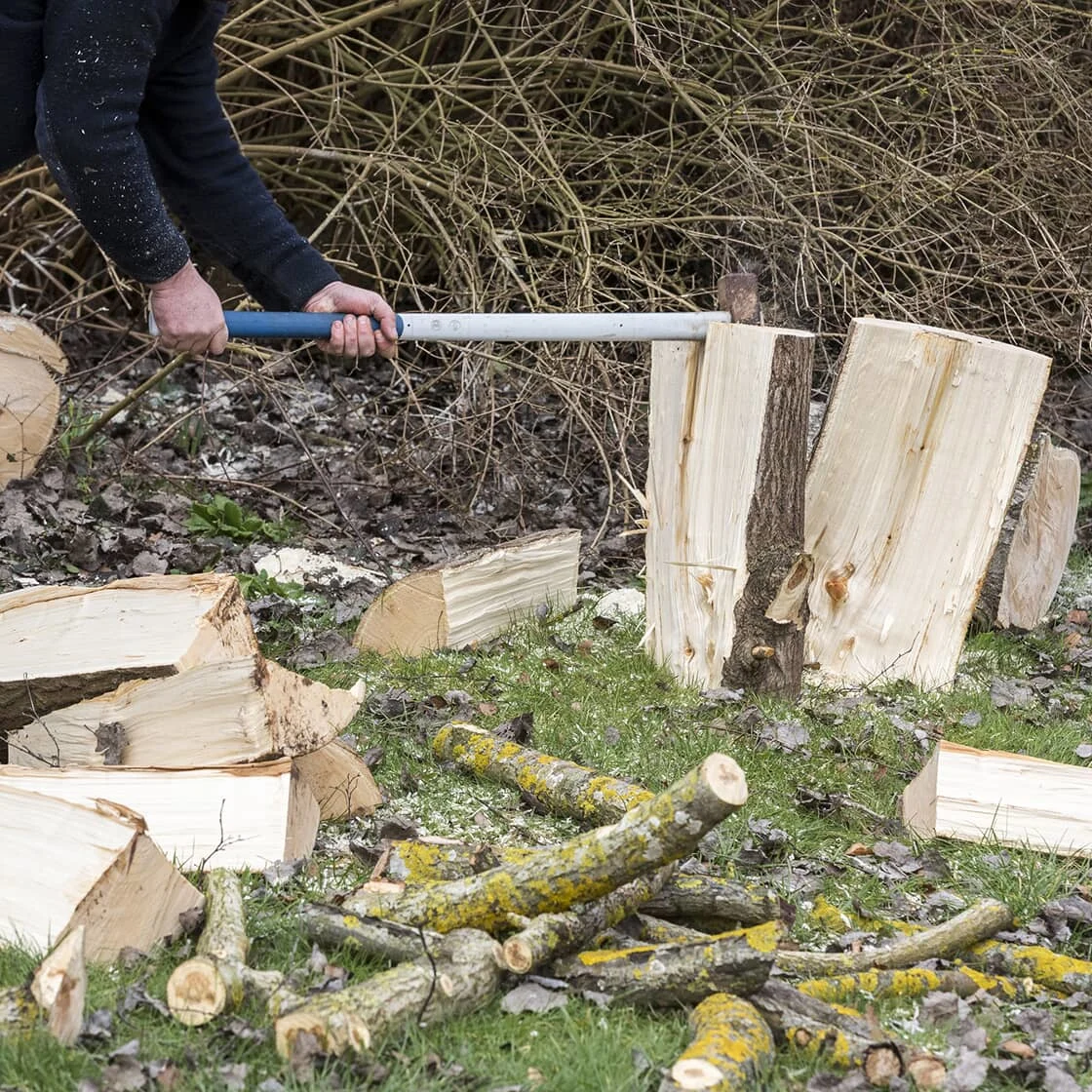 How To Split Wood Kindling With Your Log Splitter