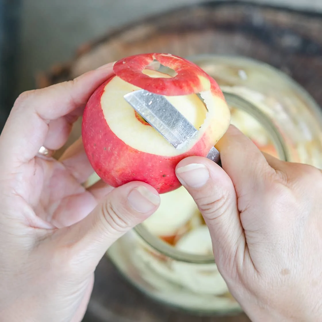 Peeling apples