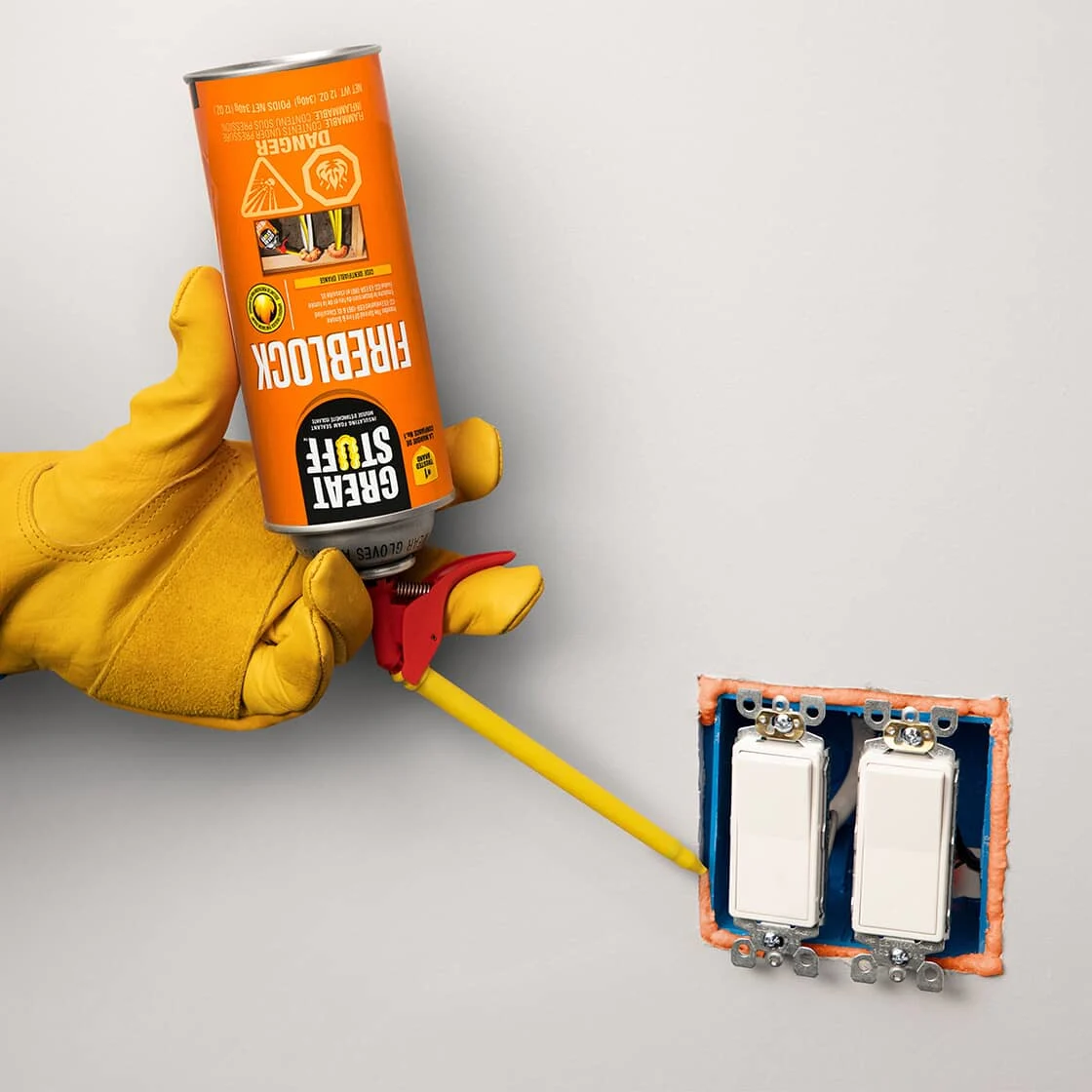 Here’s How to Choose & Use Caulking vs. Sealant Home Hardware